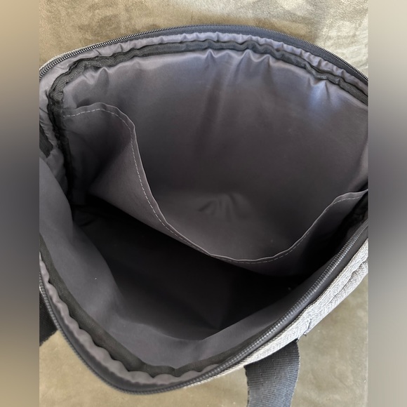 Targus Laptop Case - Picture 3 of 6